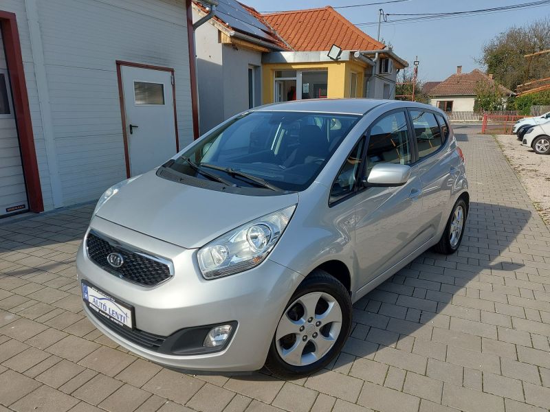 KIA Venga 1.4 Szervizk 2.Tul 