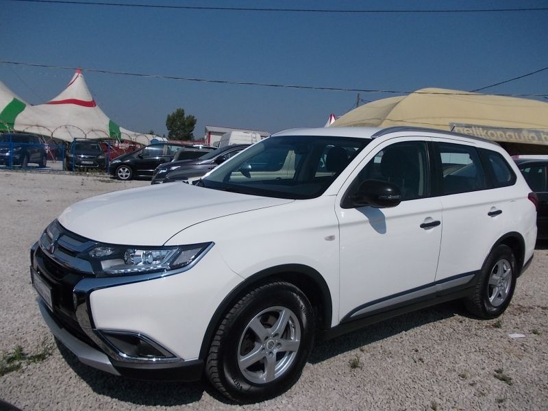 Mitsubishi  OUTLANDER 2.0