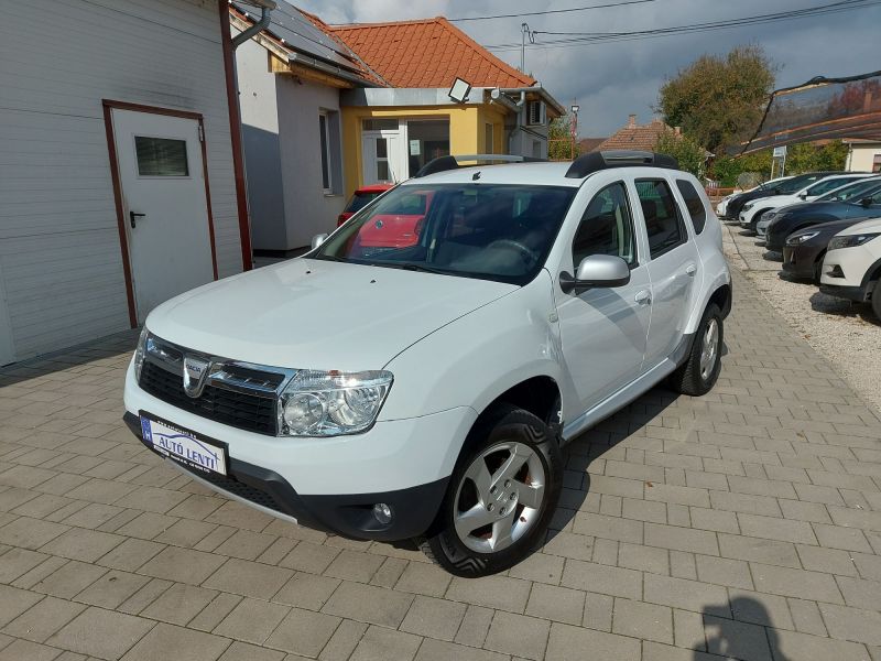 Dacia Duster 1.6 Szervizk 181e km