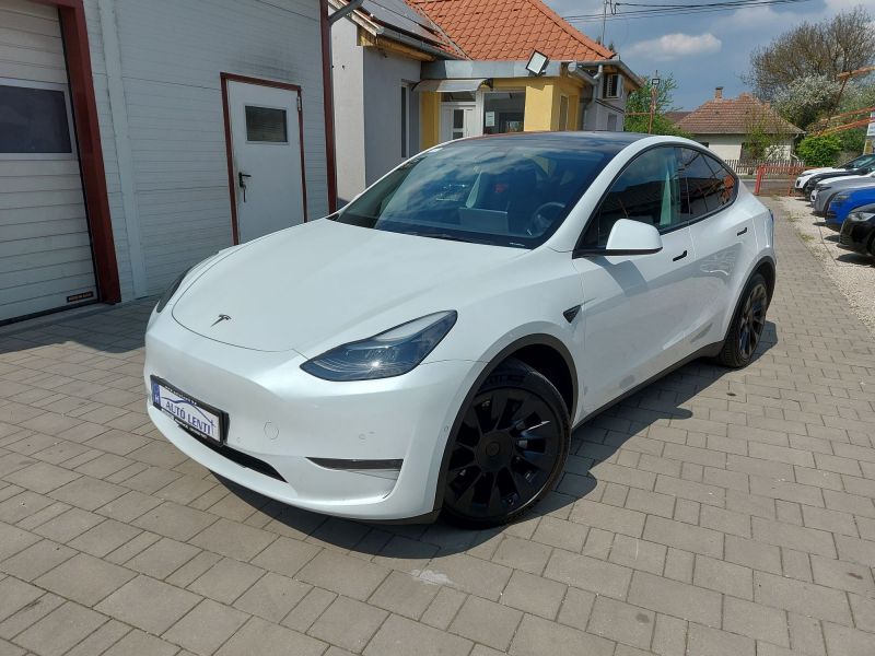Tesla Model Y Long Range AWD