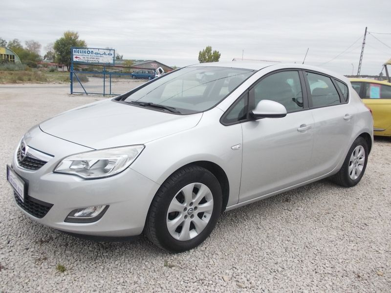Opel ASTRA J 1.4 86000km